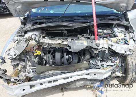 2014 Ford Focus Se z USA, uszkodzony, nr VIN 1FADP3K2XEL194089